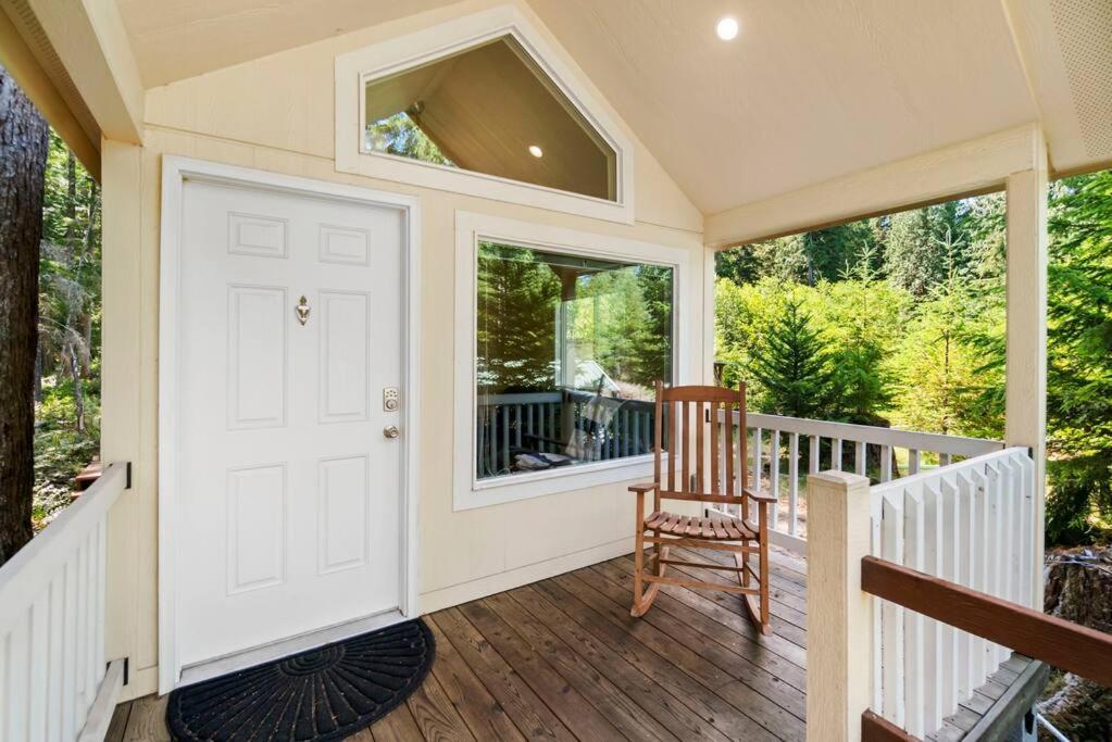 New Tiny Home Steps Away From Mt. Rainier Ashford Exterior photo